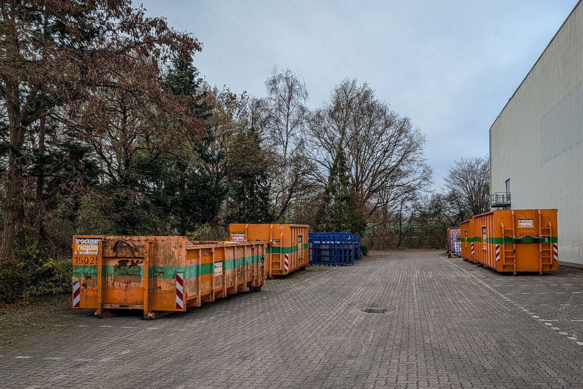 Container für fachgerechte Entsorgung
